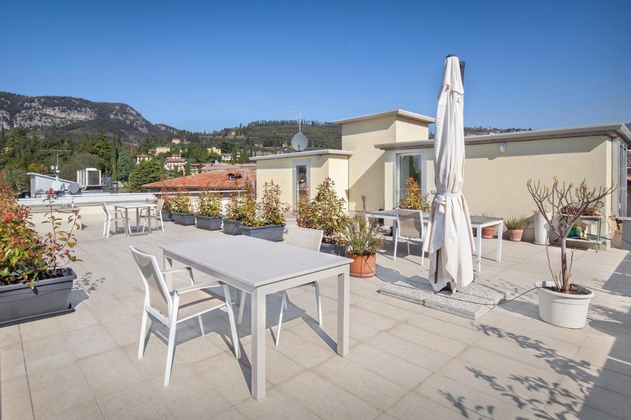 La Rocca Suite Garda (Verona) Exterior foto